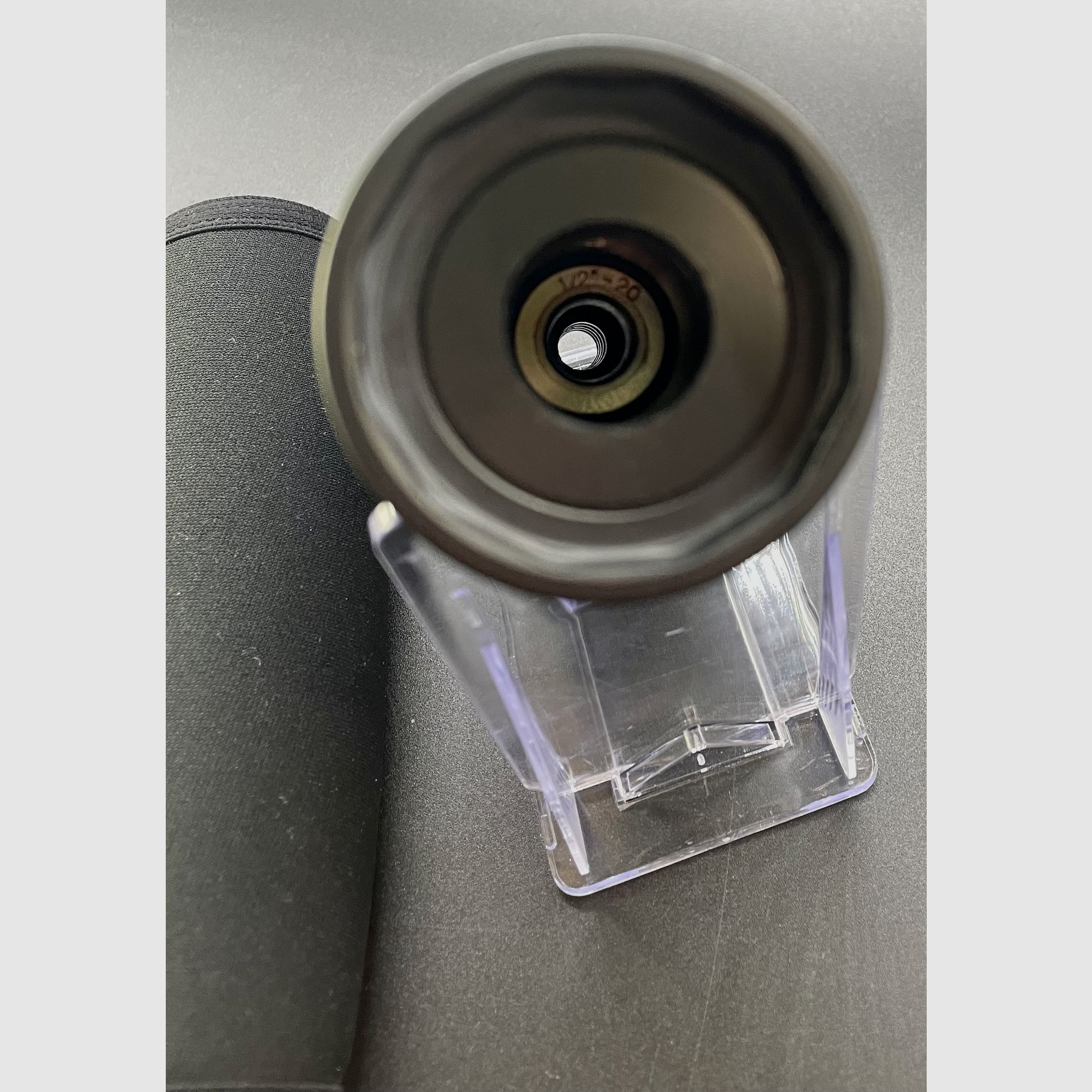 Silencieux Hausken JD151 XTRM MK2 jusqu'à Cal.: .30 + douille filetée 1/2"x20UNF + housse de protection en néoprène