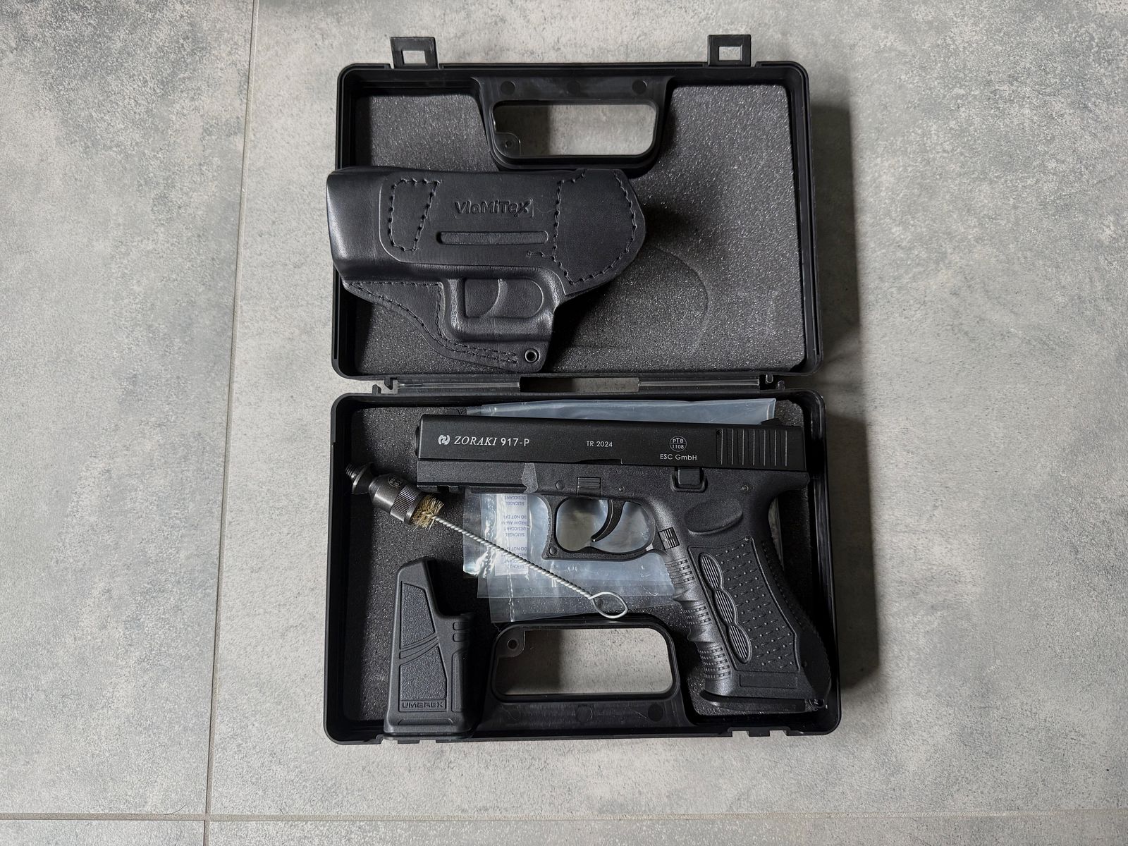 Zoraki 917-P black incl leather holster, image 1 of 3