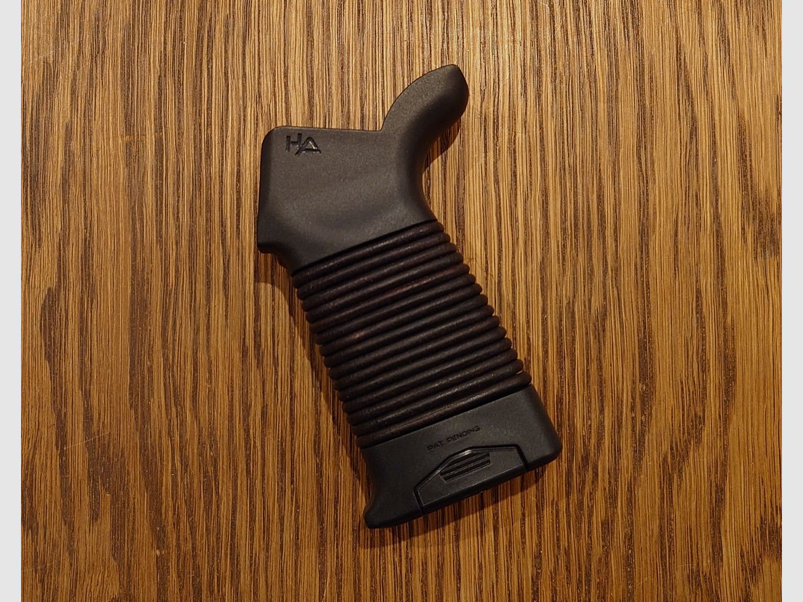 Hera Arms Pistolengriff Leder für AR15 oder AR10