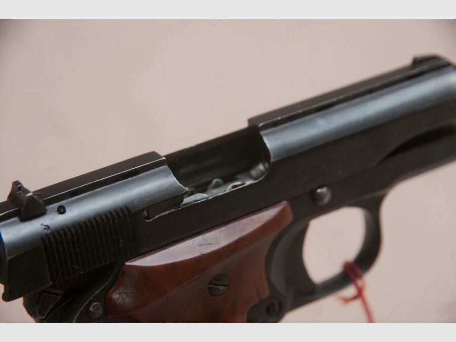 Revolver Colt Miniatura 1911 .22lfb Arma de colección para aficionados Caza de trampa KK .22lR