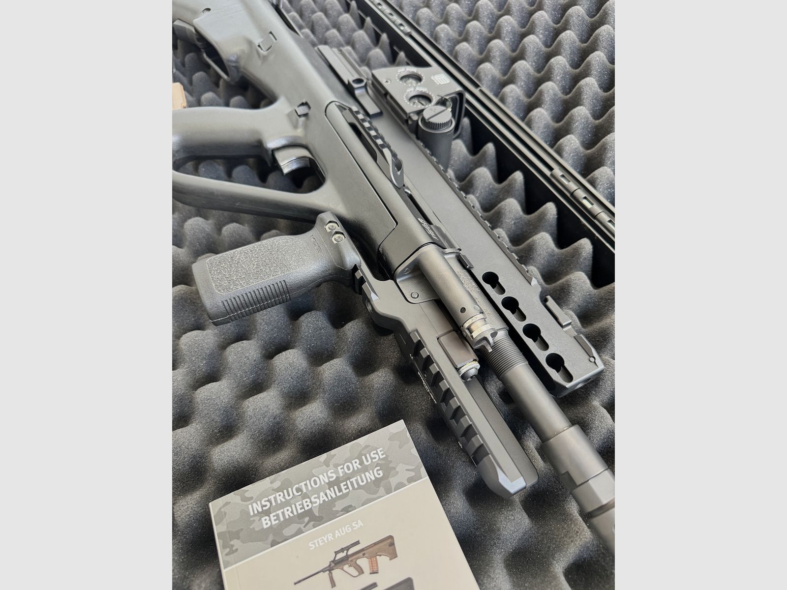 Steyr AUG-Z A3 S.W.A.T. incl EOTECH XPS2-0 & Streamlight TLR RM2