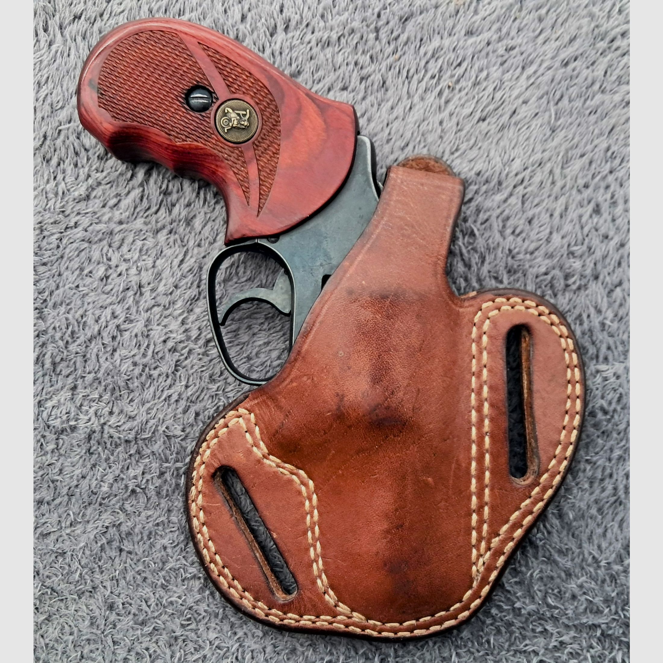 Bianchi  Gürtelholster  /   aus   den  USA 