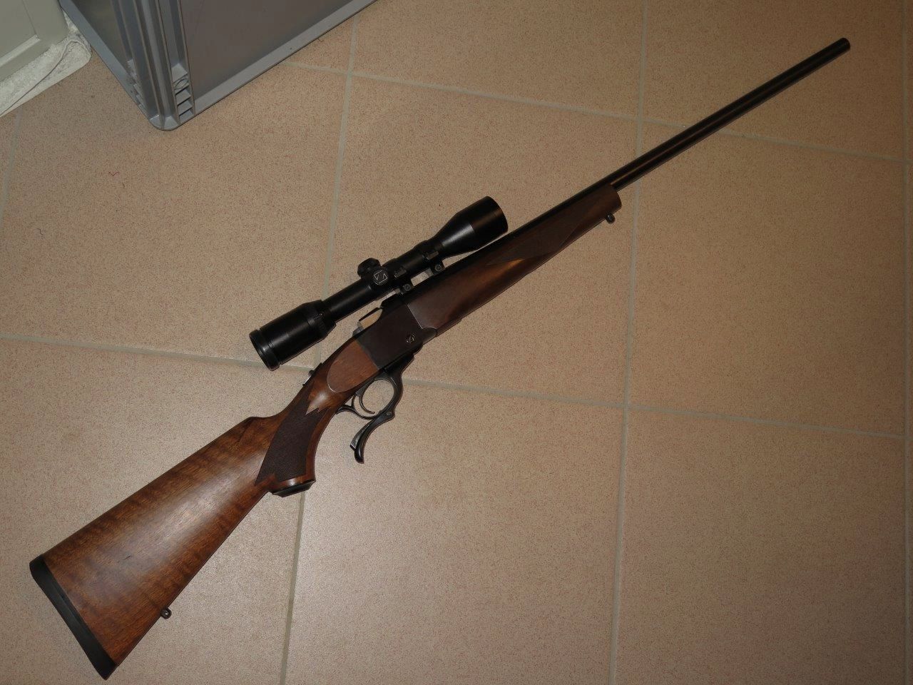 Ruger No 1 single-shot rifle 6.5x68