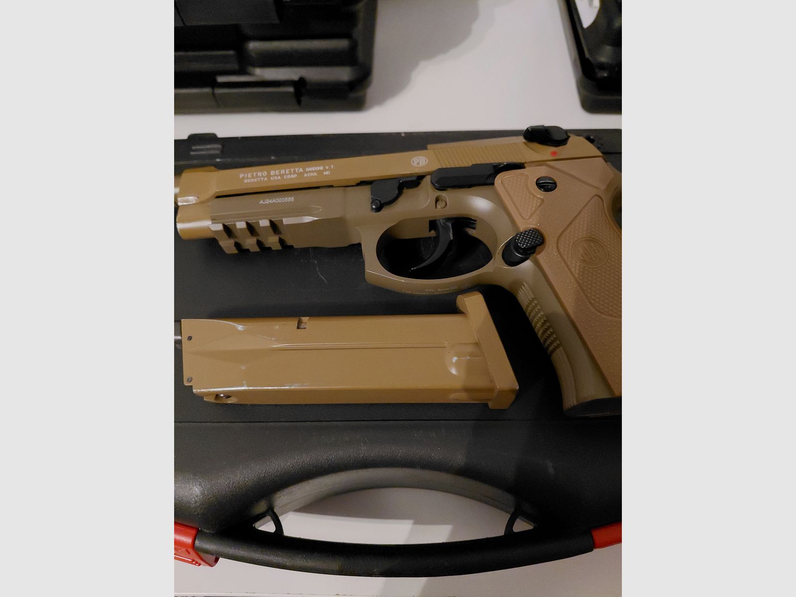 Beretta air Soft 6mm Co 2 Gas 
