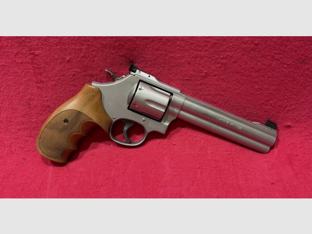 Smith und Wesson 686-6