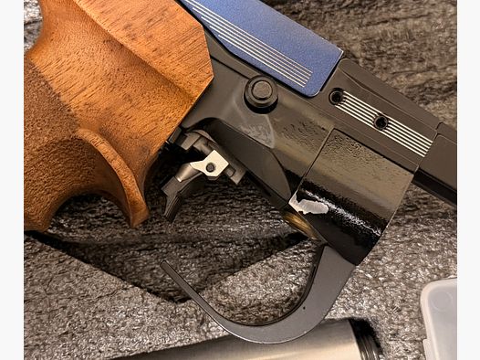 Air pistol Feinwerkbau P34