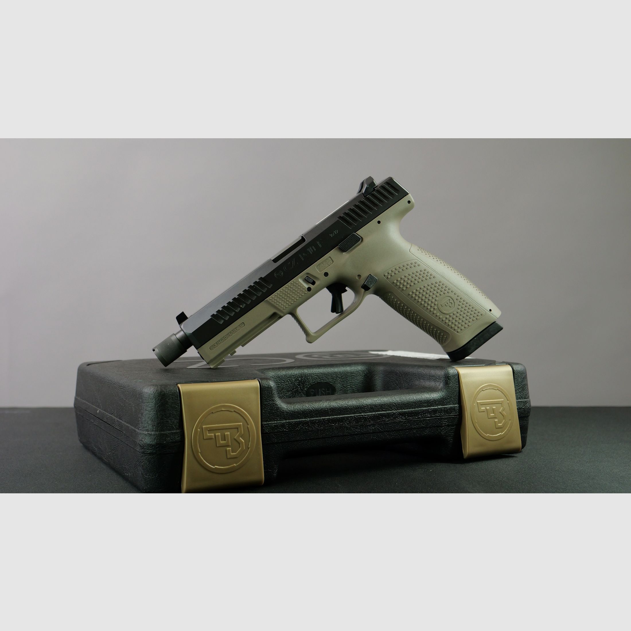 CZ P10 F  SR (Laufgewinde) MEGADEAL