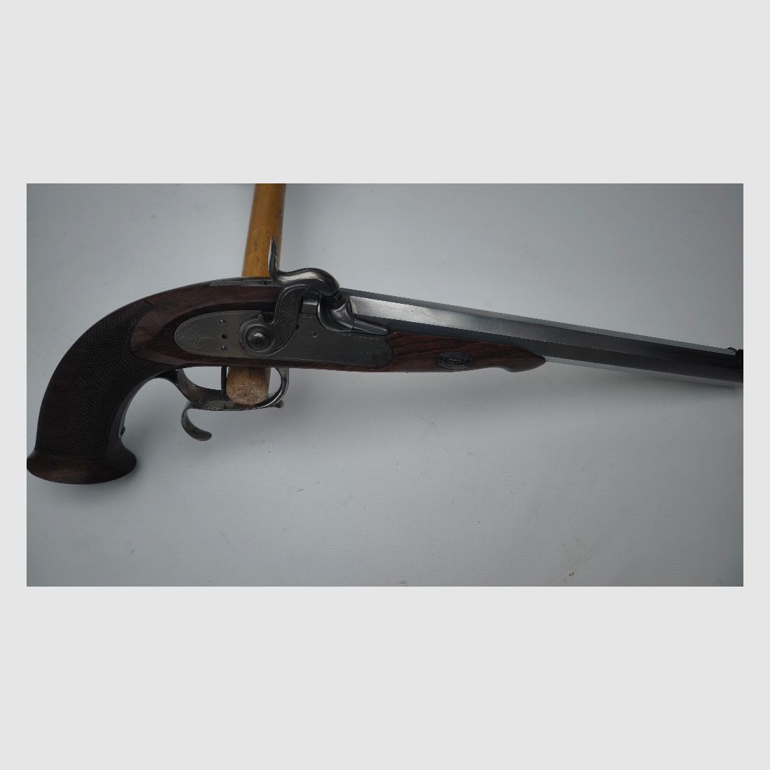 Pedersoli Le Page percussion pistol a avancarica per tiratori sportivi con stiletto .44