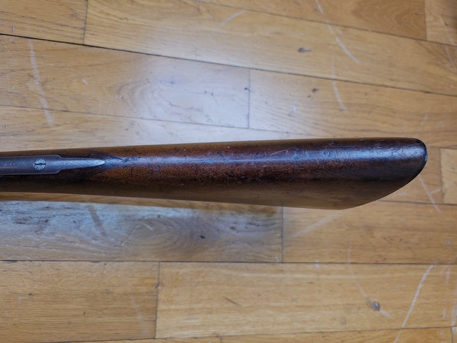 Beau fusil anglais en canon de Damas à chiens externes – calibre 12/65 percussion centrale – fabrication E.F Walker, Birmingham – vers 1885/1887 – beaux bois – pas de jeu – bons canons – excellente percussion et platines particulièrement fluides – l&rsquo;art britannique du fusil de chasse à son sommet !, image 13 sur 26