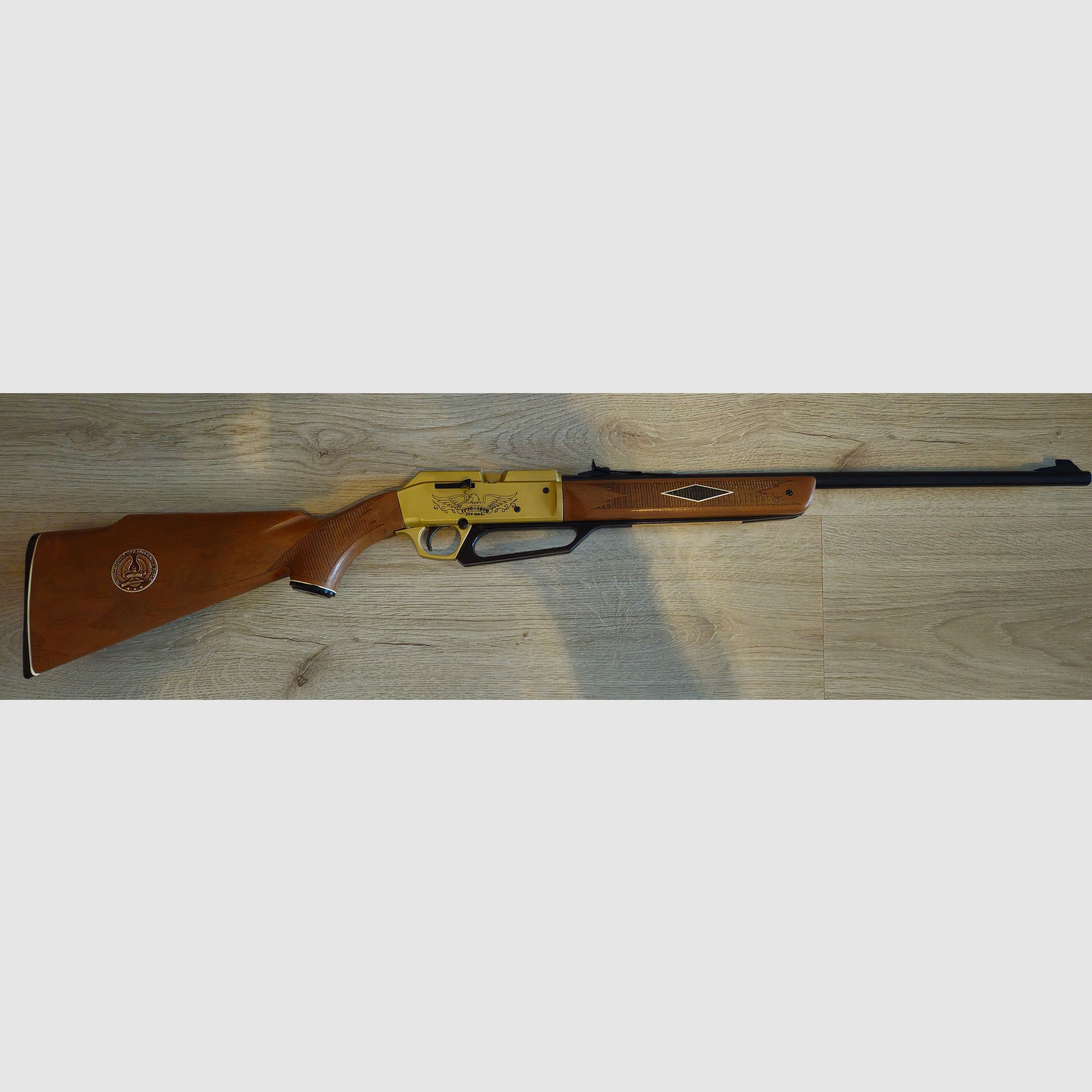 3 carabines à air de Daisy et Umarex