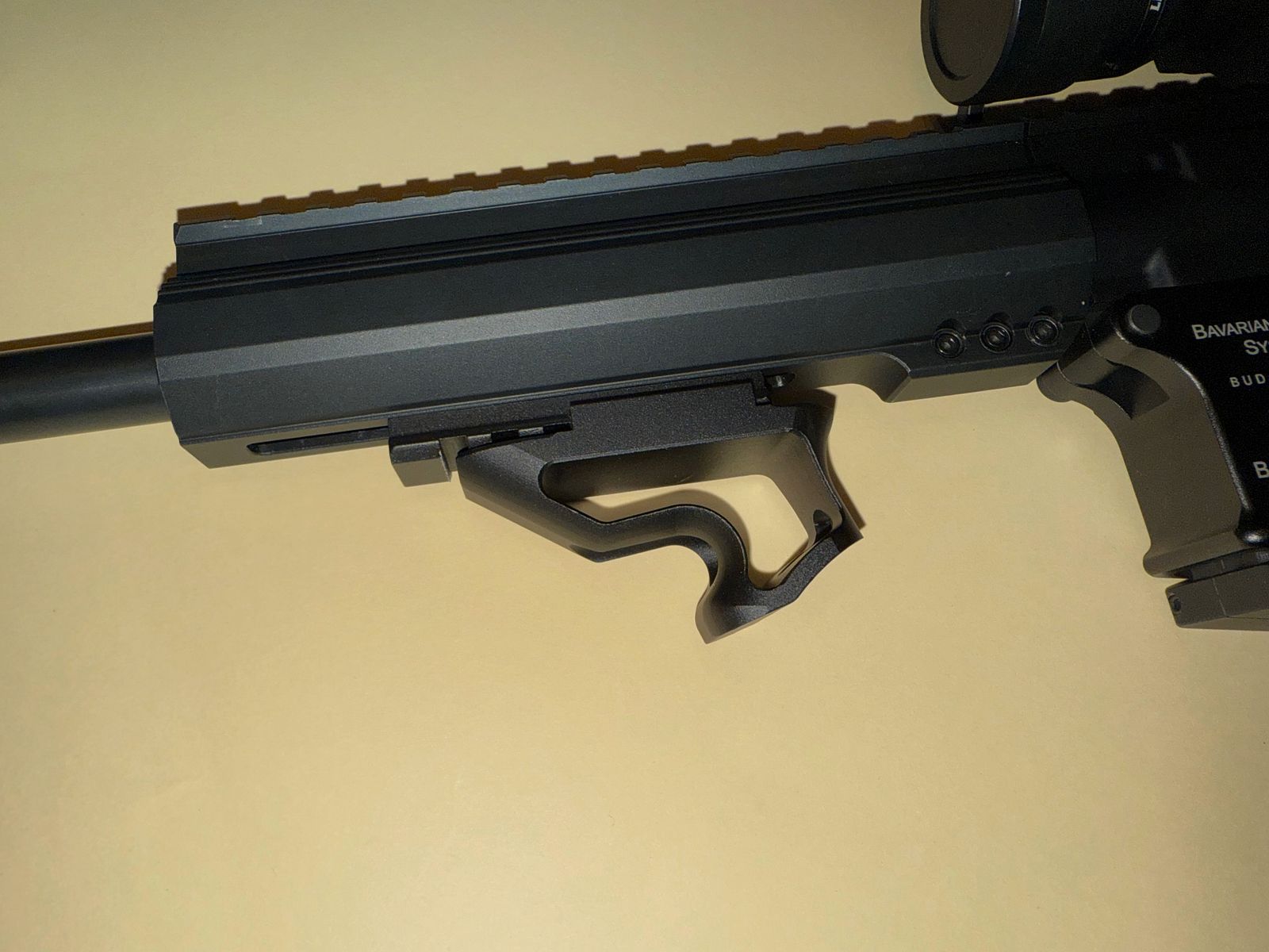 BAVARIAN TACTICAL  BTS-15 AR15 Halbautomat 9mm TOP