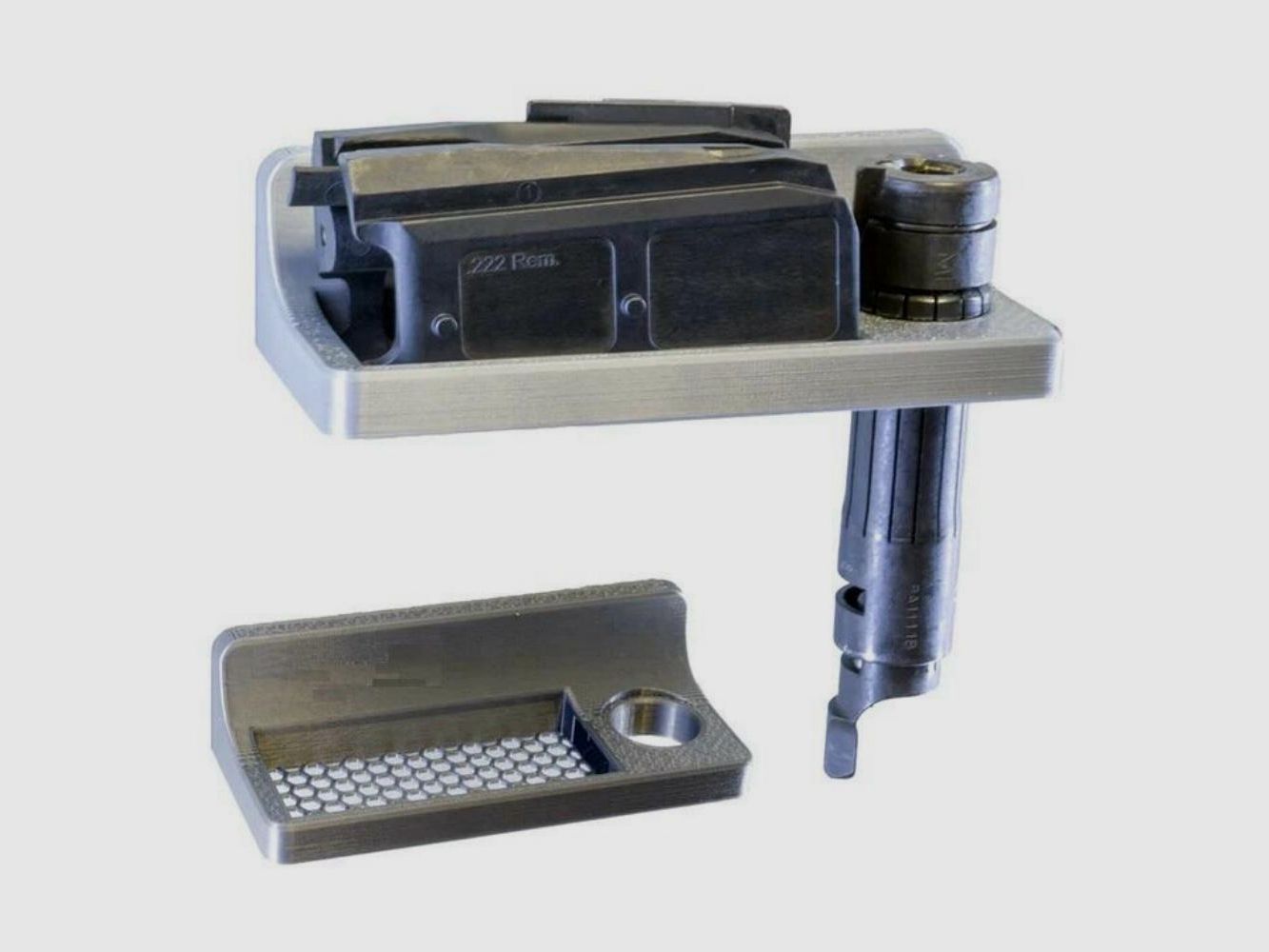 Our stable magnetic holders: magazine and closure head holders Blaser R8