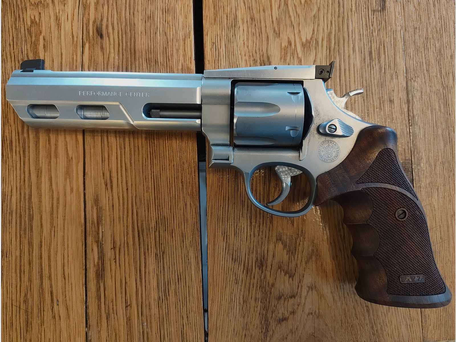 Revolver in calibro 44 Magnum, usato. Smith& Wesson, 629 Club 30, PERFORMANCE CENTER