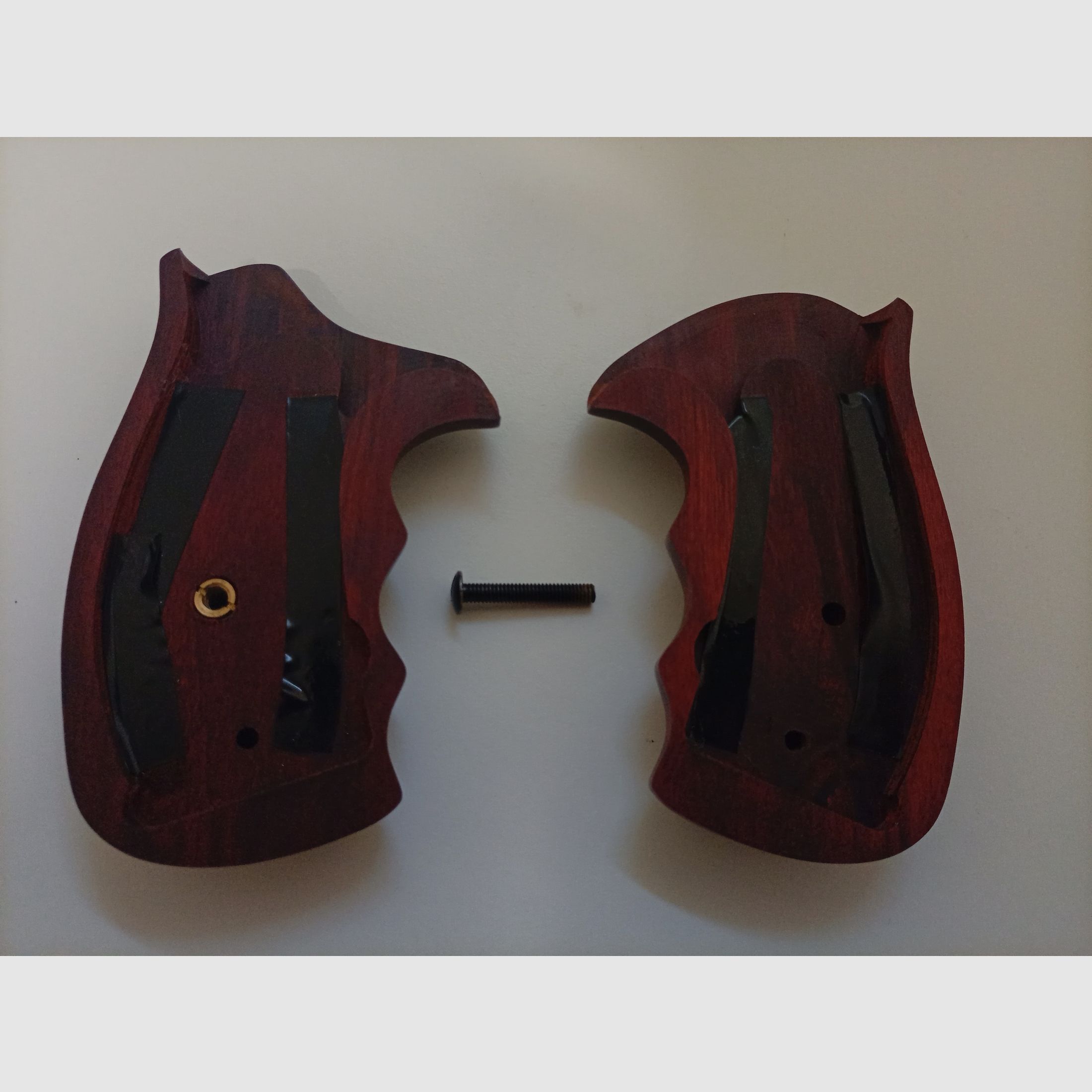 Wood grip panels for S&W Revolver N-Frame