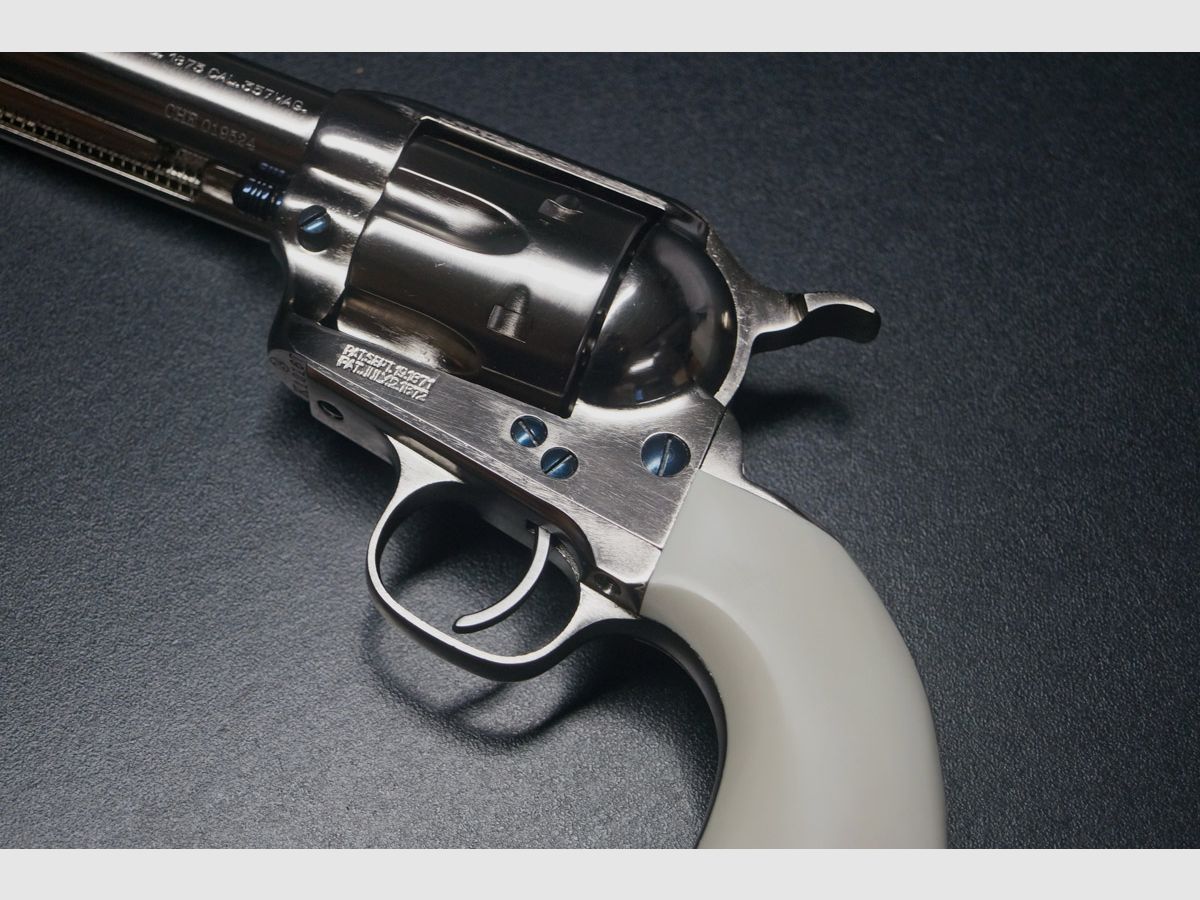 Uberti 1873 Cattleman vernickelt G37, Bild 4 von 5