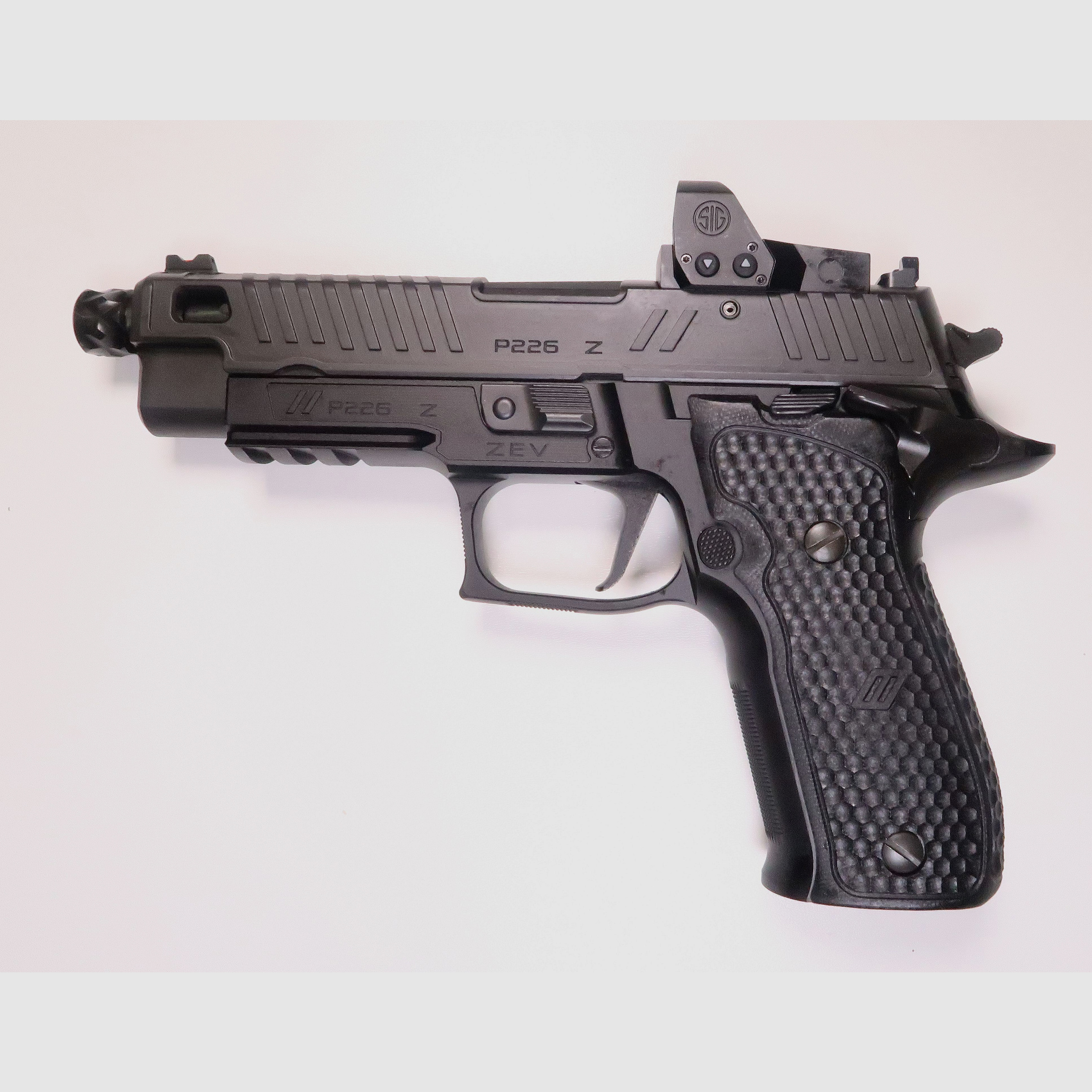 Sig Sauer P226 ZEV 9mmLuger