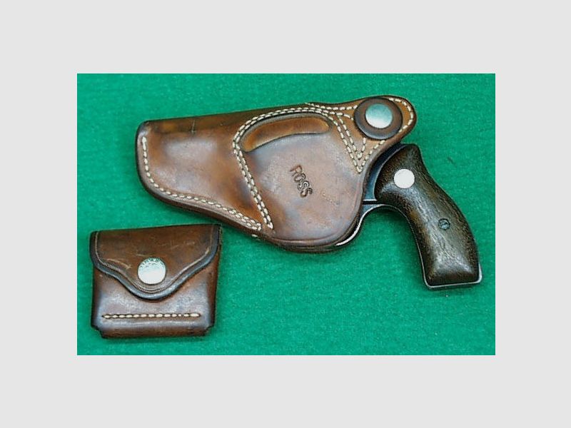 Charter Arms	 Undercover
