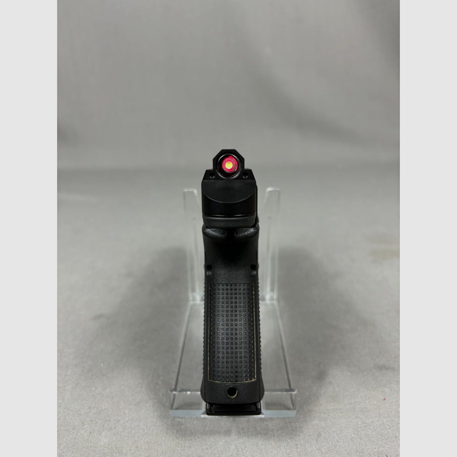 Glock 19 Gen. 5 in 9mm Luger mit Leupold Delta Dot