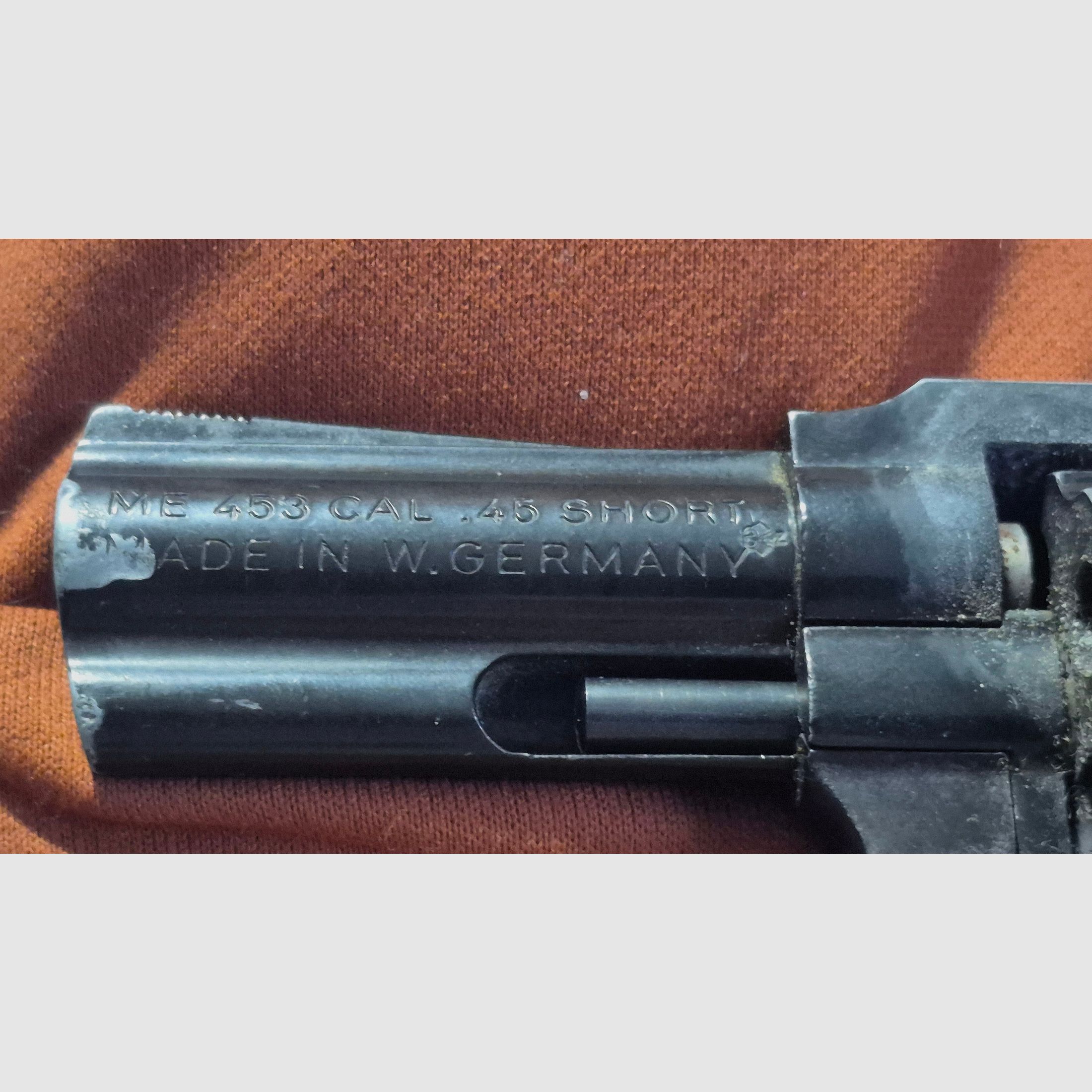ME 453 kal. Rewolwer z śladami użytkowania