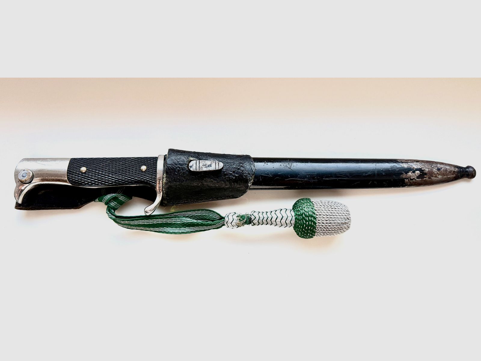 Bagnet/sidearm K98 w pochwie z chwostem