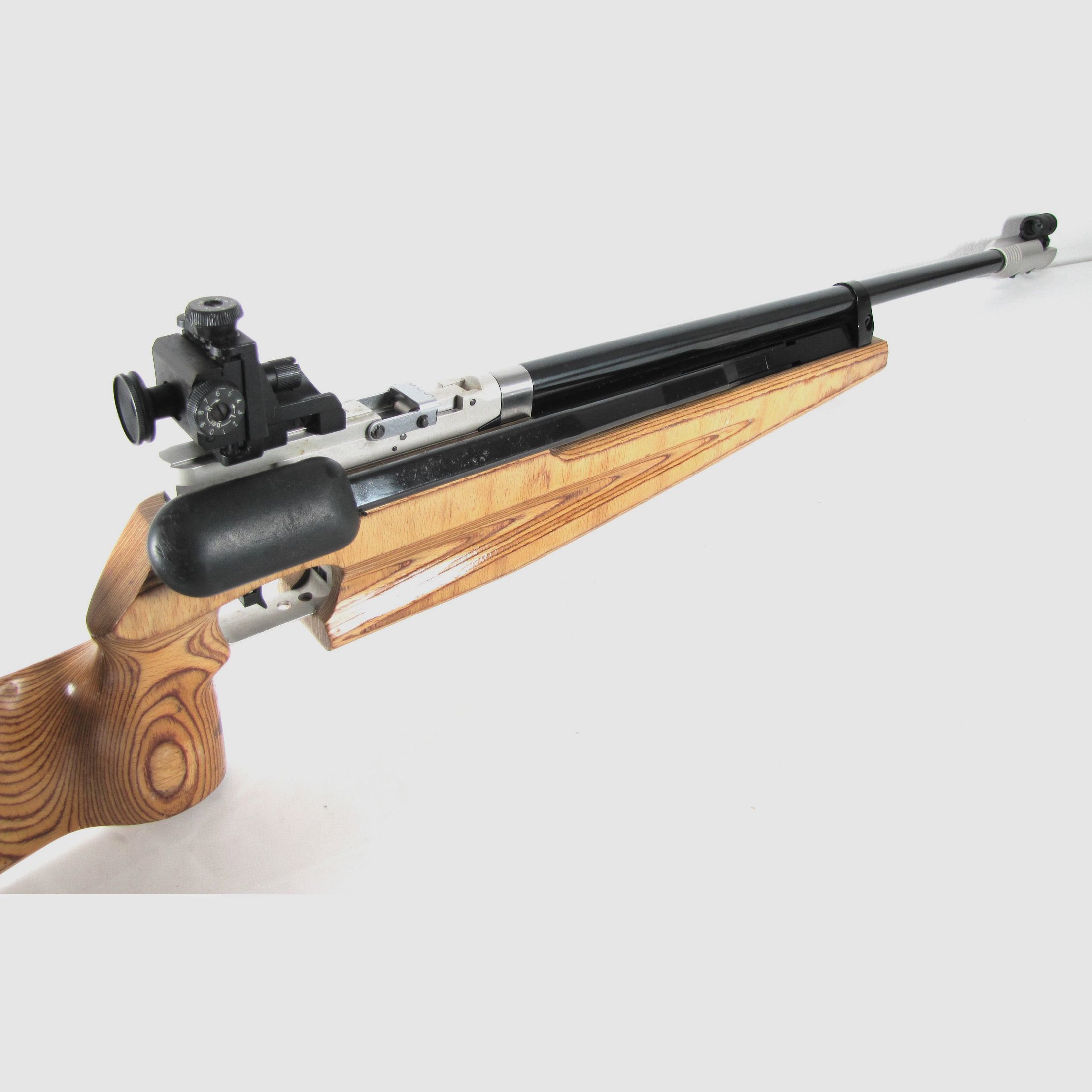 Rifle de aire de la marca Feinwerkbau, modelo 600