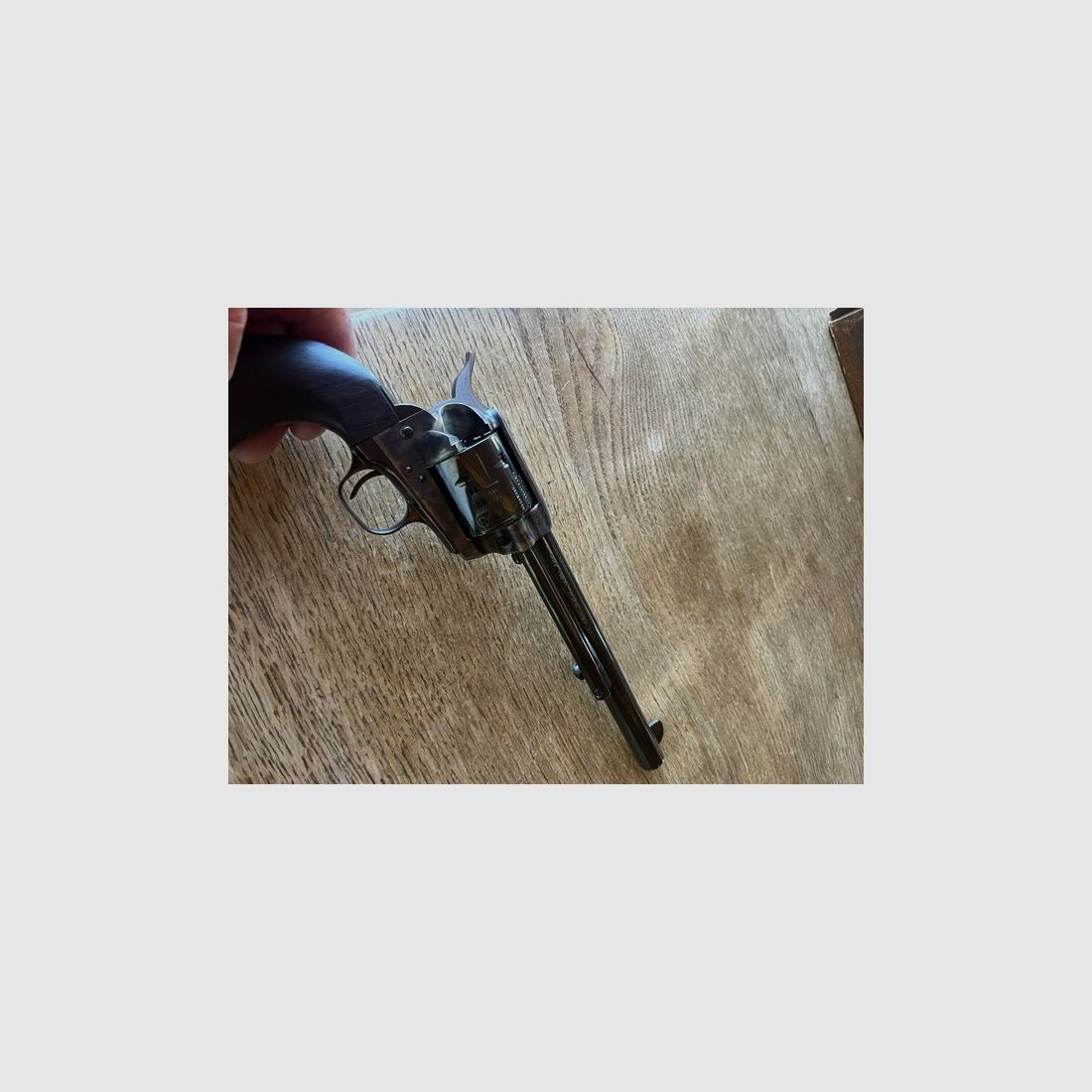Revolver Colt Cal .45