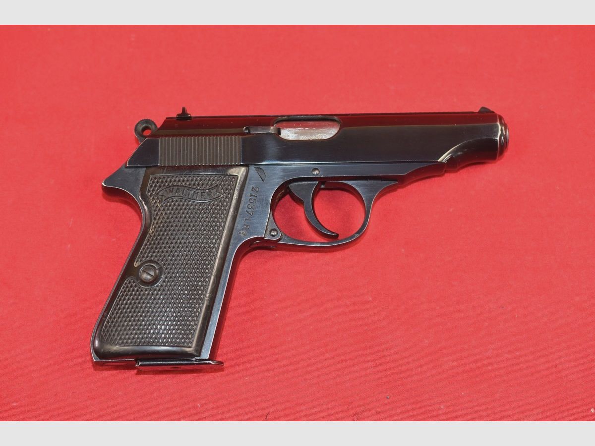 #8368 PISTOLET WALTHER PP, ROK 1961, Kal. 22lr, zdjęcie 2 z 17