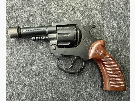 Revolver a salve Umarex 6mm Flobert con coppa di lancio avvitabile