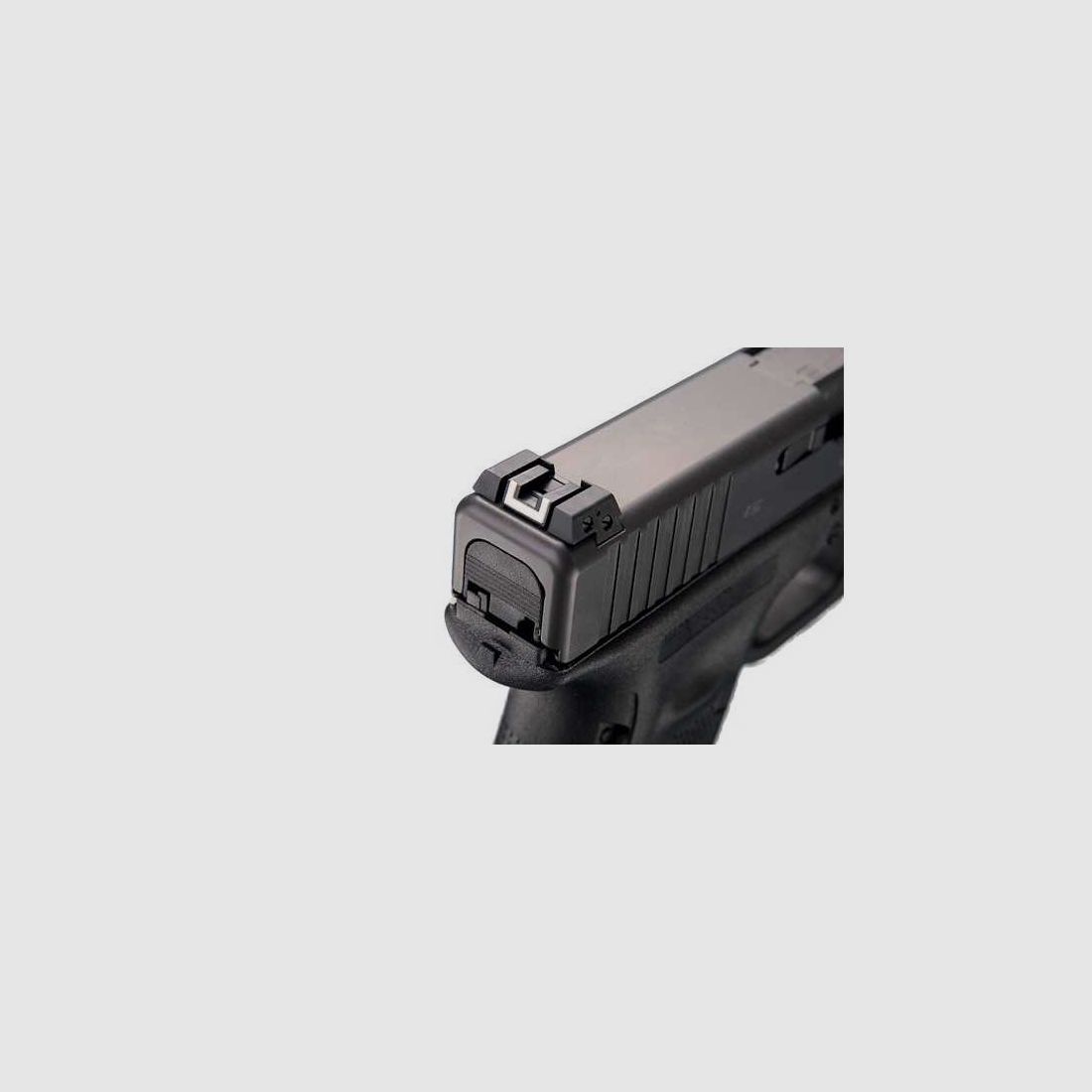 Pistolet Glock 17 Gen4 9 mm Luger z regulowanym celownikiem
