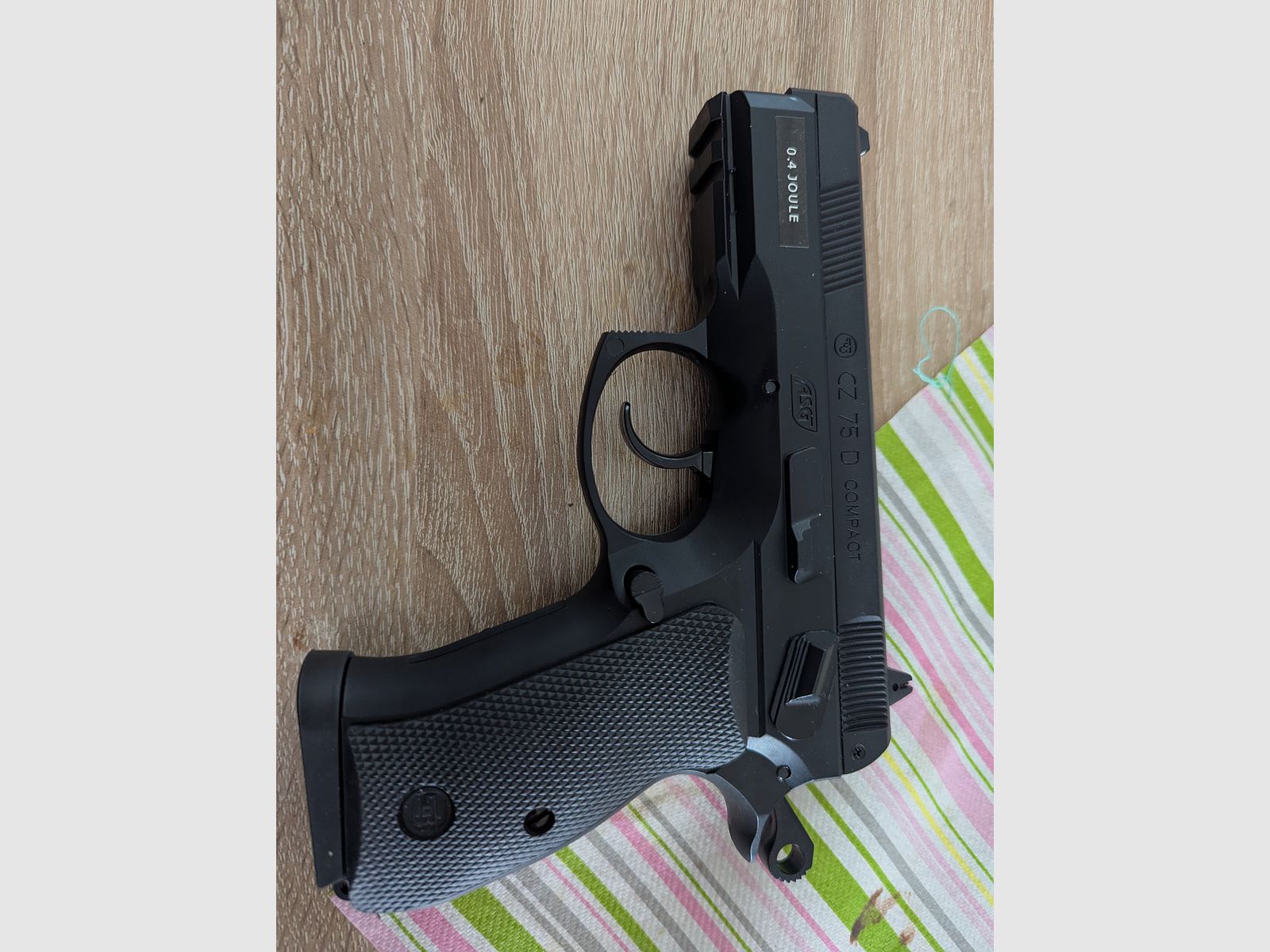 Airsoft Pistole CZ 75D Compact mit viel Zubehör 