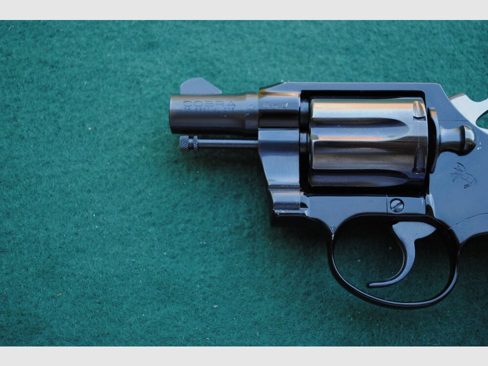 Colt Cobra, 2 " LL, sans accessoires
