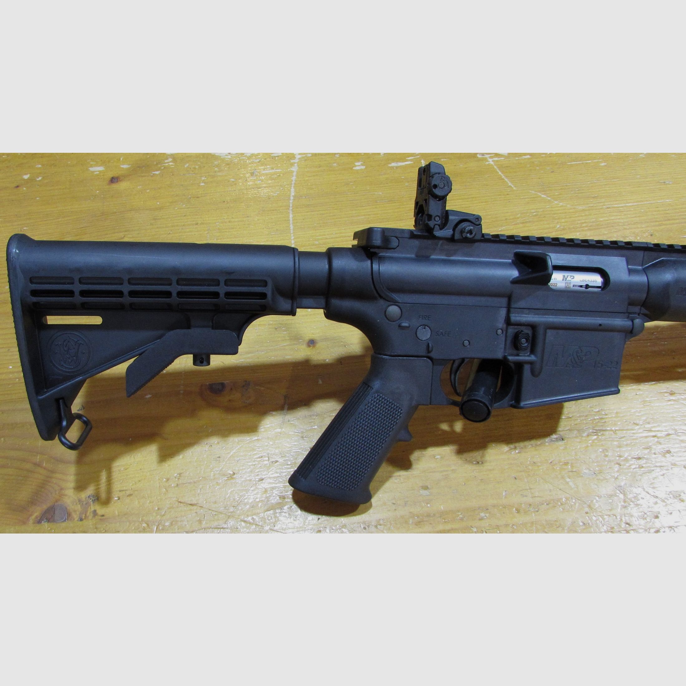 Smith & Wesson MP15-22, kal. 22lr, magazynek 25 nabojów, osłona M-LOK, czarny, 10208, zdjęcie 3 z 6
