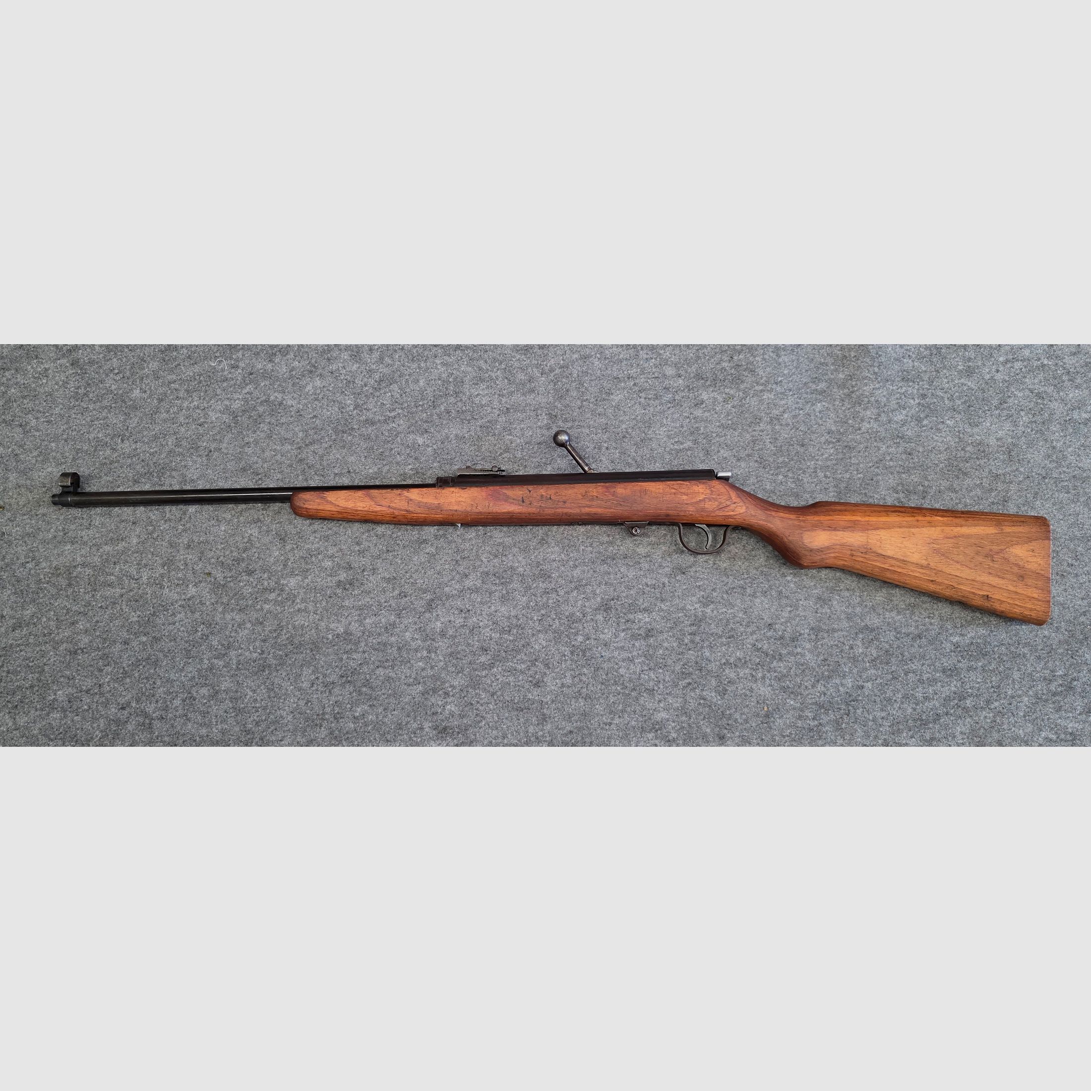 Haenel Mod. 49a met laminaatstock uit 1959 in goede staat, doorlader, geen 310