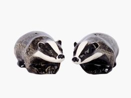 Lovergreen porcelain motif badger salt and pepper shakers