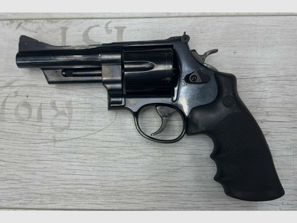 Smith & Wesson 29-8 .44RemMag