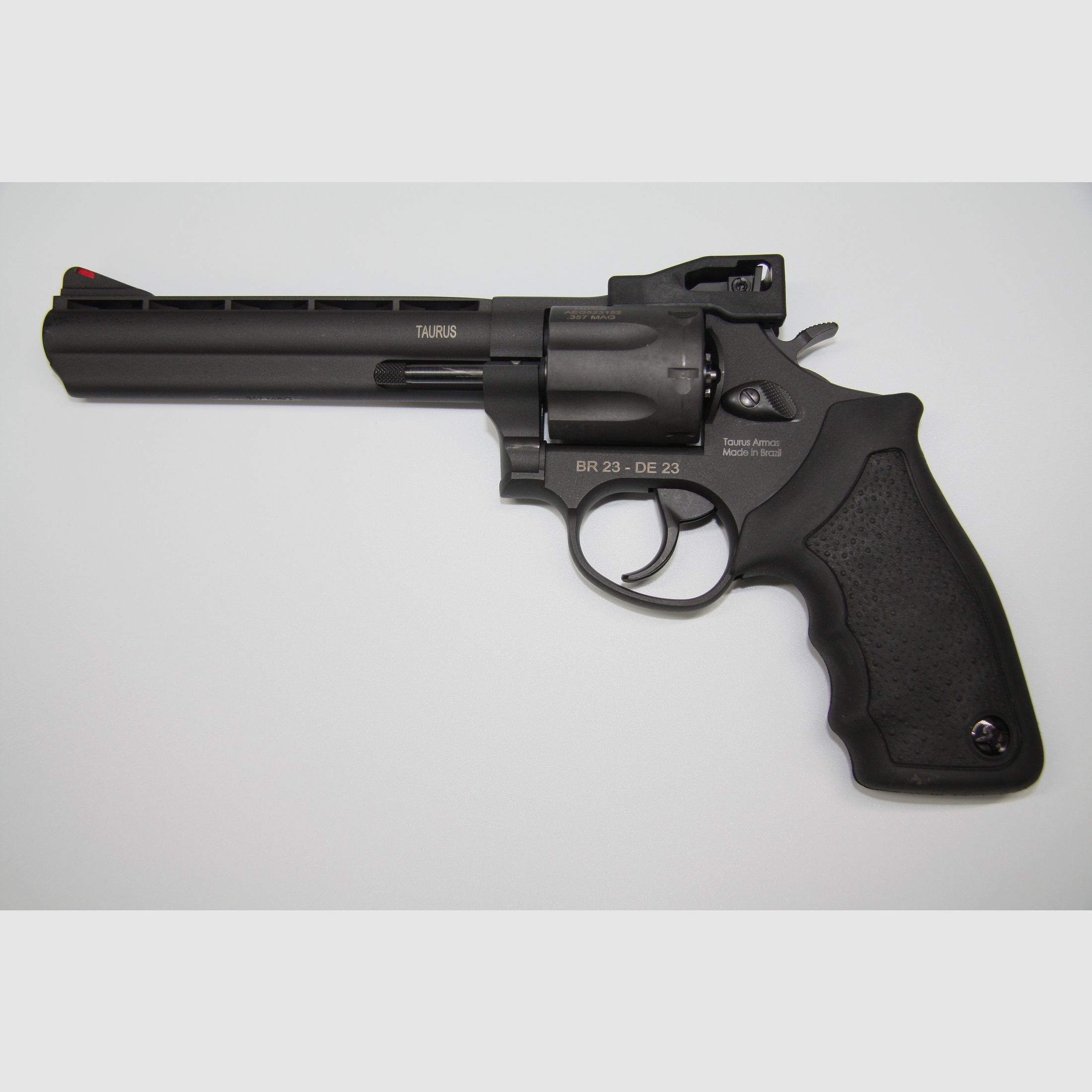 Revolver Taurus 689 in .357 Mag.