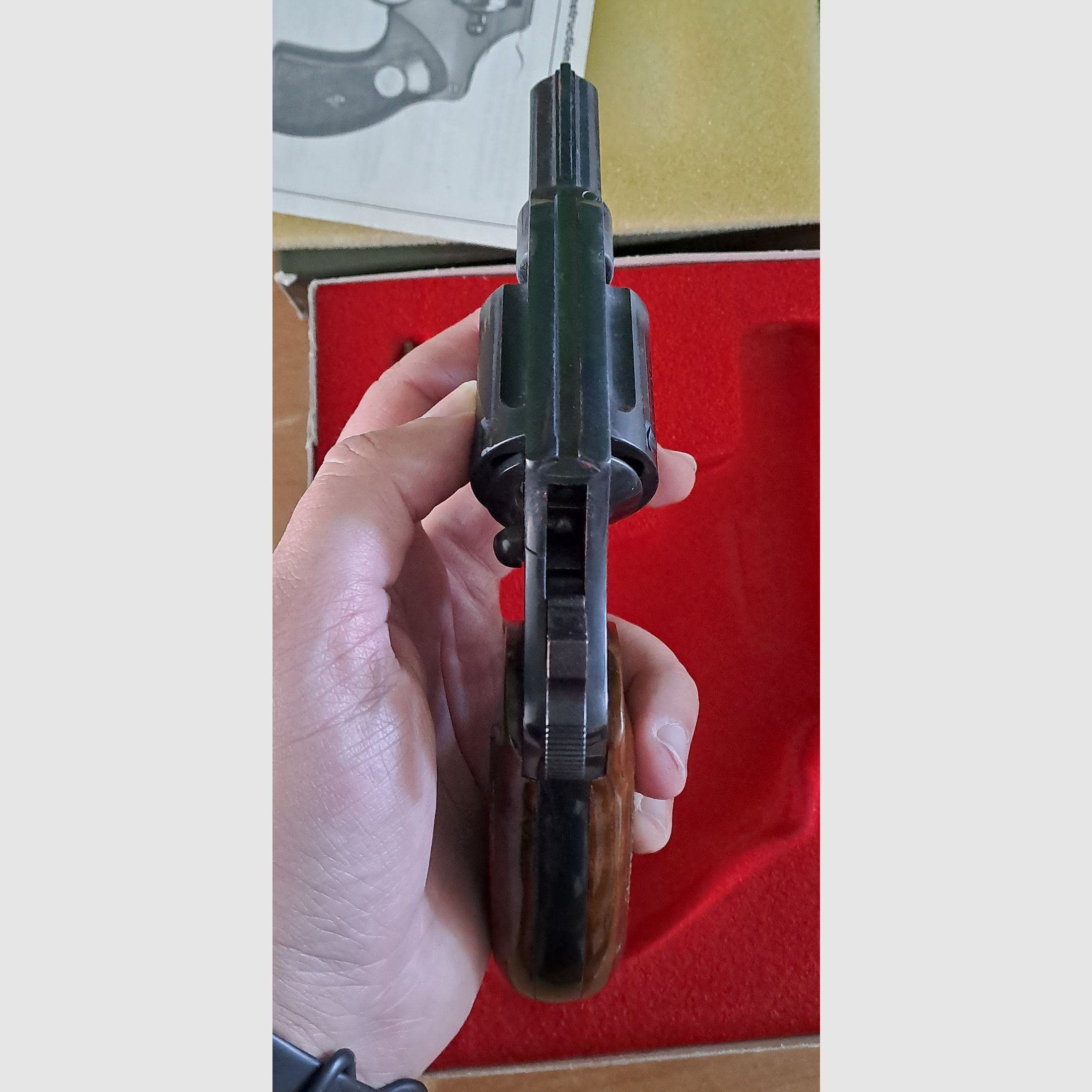 ¡Mauser Mod.K50 cal. .380 knall completo con accesorios!