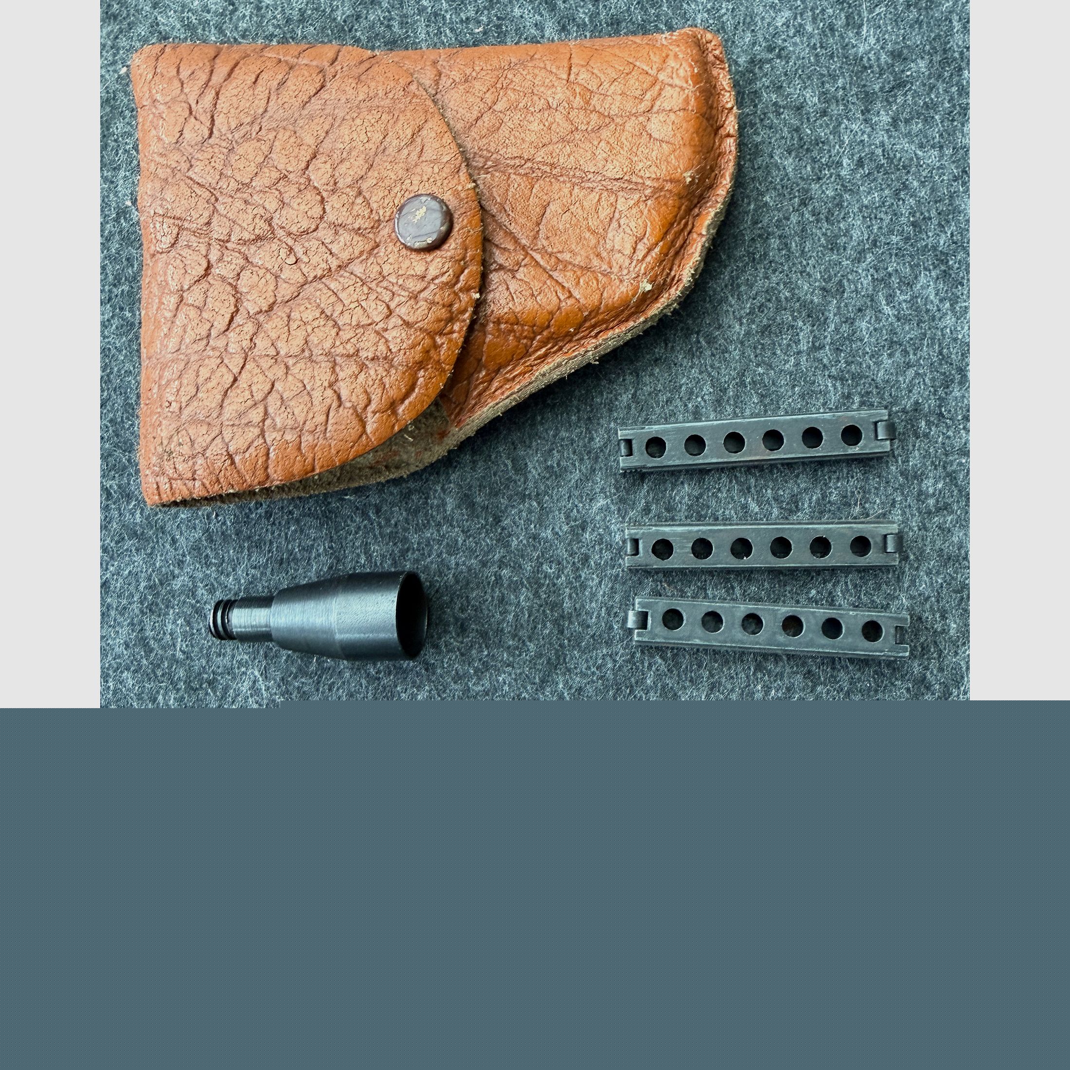 Magazine, Holster, Abschussbecher und Griffschalen für Röhm RG 3 RG3S