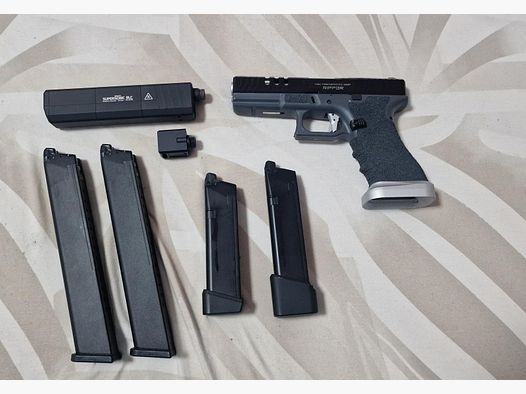 Army Armament R17 Ripper GBB con Kit Argento (Usato)