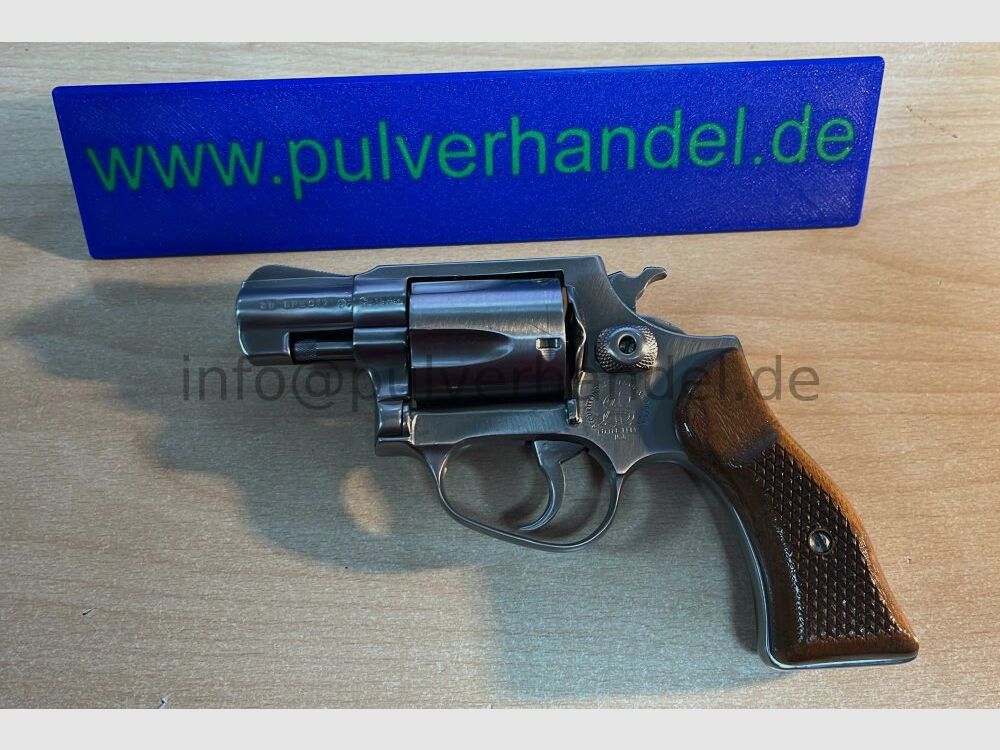 SIA Inc. USA Police Security Special .38Special, Stainless steel. Holzgriffschalen TOP