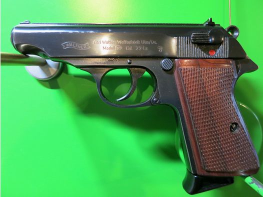 Walther PP „Polizeipistole“, .22lr Übungspistole, Holzgriffschalen       #39