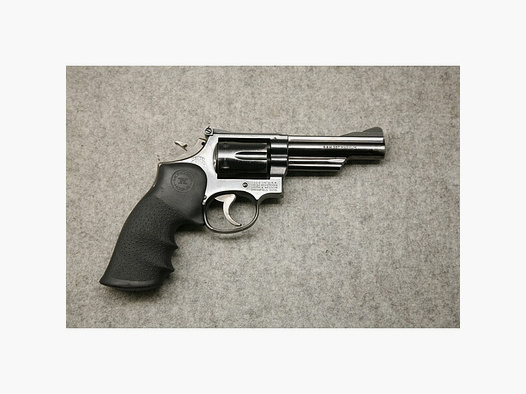 Revolver Smith & Wesson 19-4, Kaliber .357 Magnum