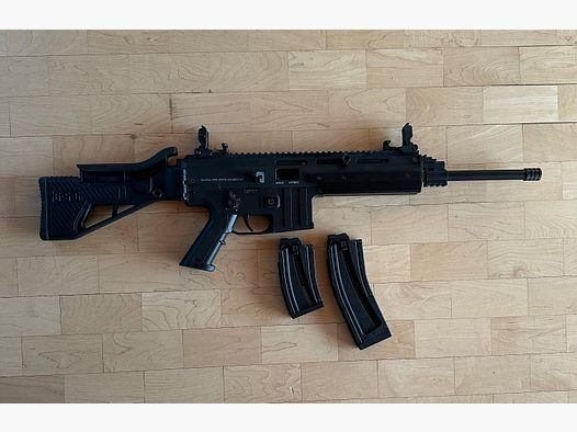 GSG 15  SL-Büchse 22lr.  (42cm Lauf/ Klappschaft)