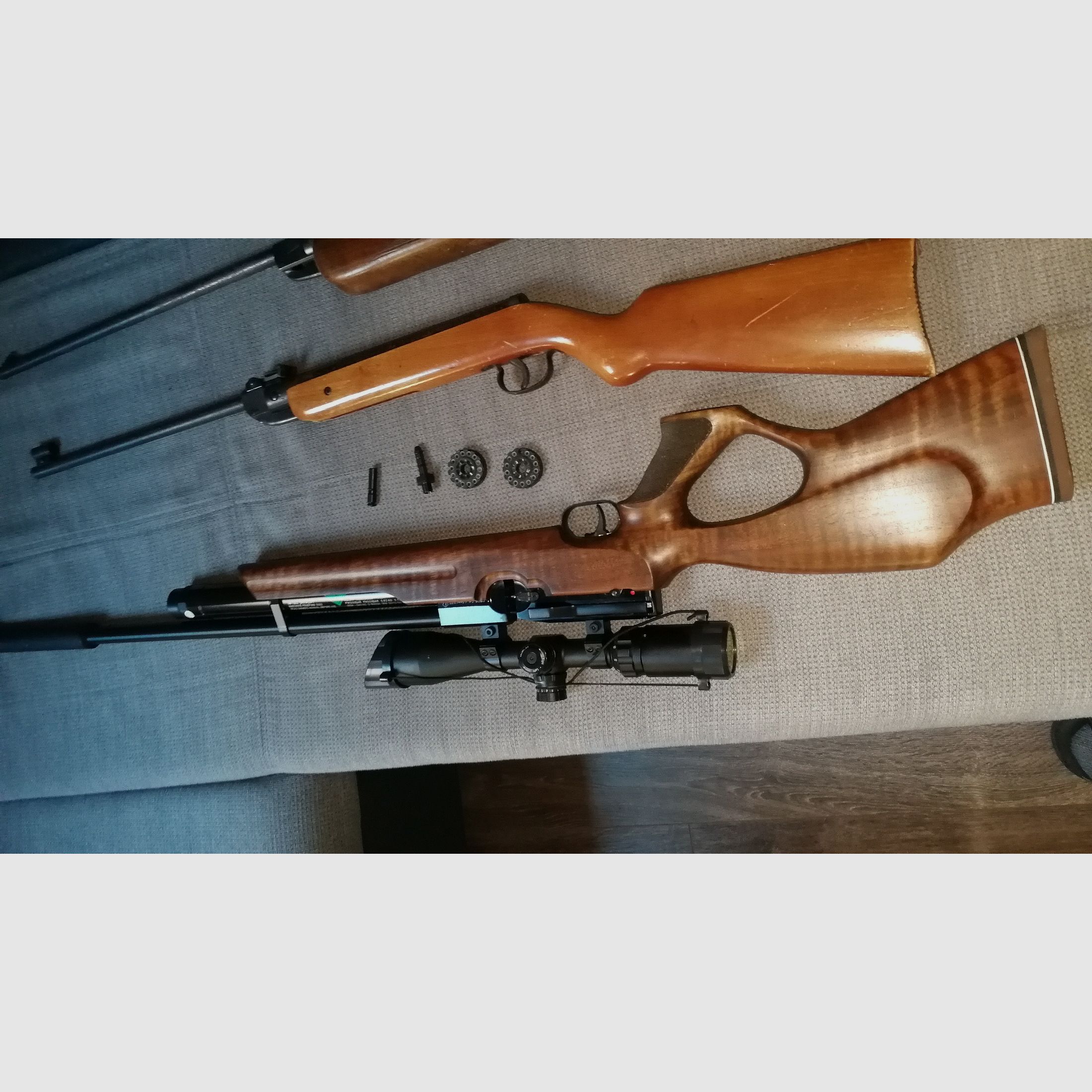 Incienso HW 100 T FSB con bomba de aire comprimido M 220 con mira telescópica, silenciador y accesorios (ver fotos) + 2 rifles de aire más antiguos como regalo