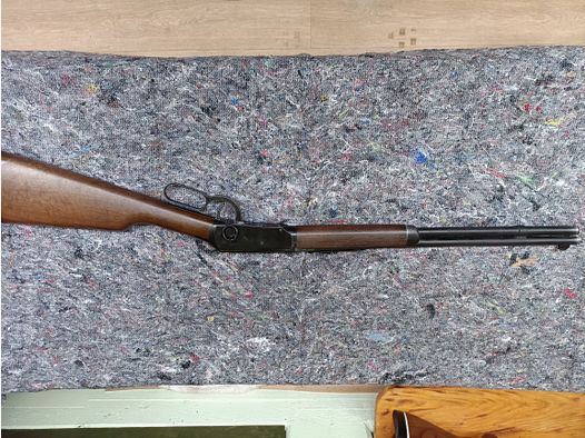 Legends Cowboy Rifle und Colt Single Action Army® SAA Co2-Revolver