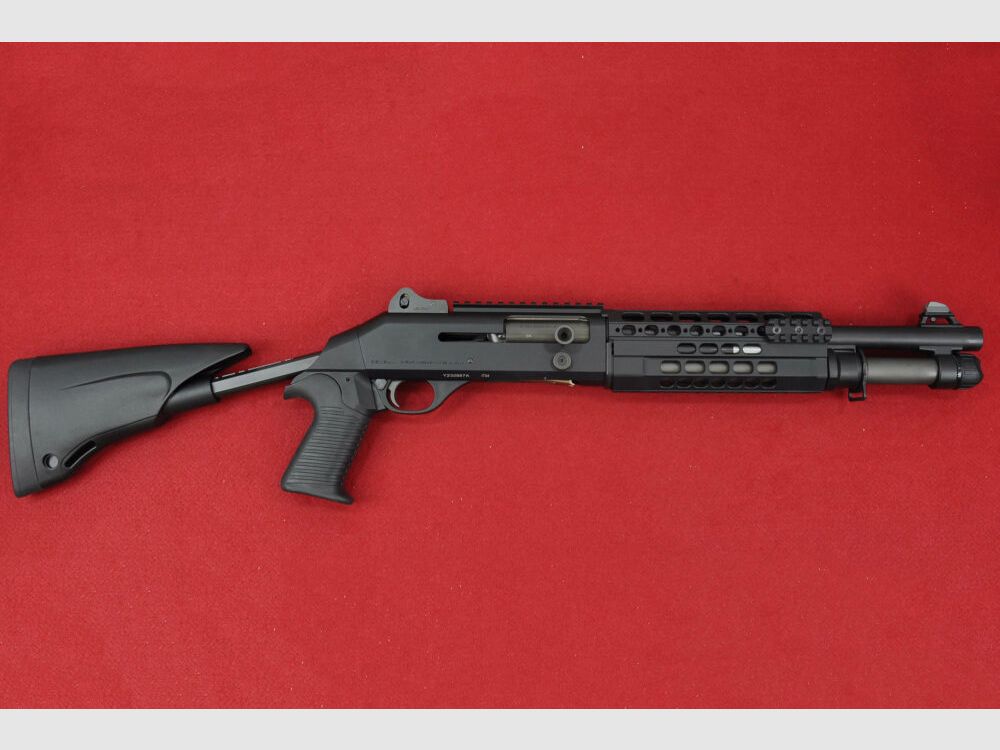 Benelli M4 Super 90 T Pro Zwart