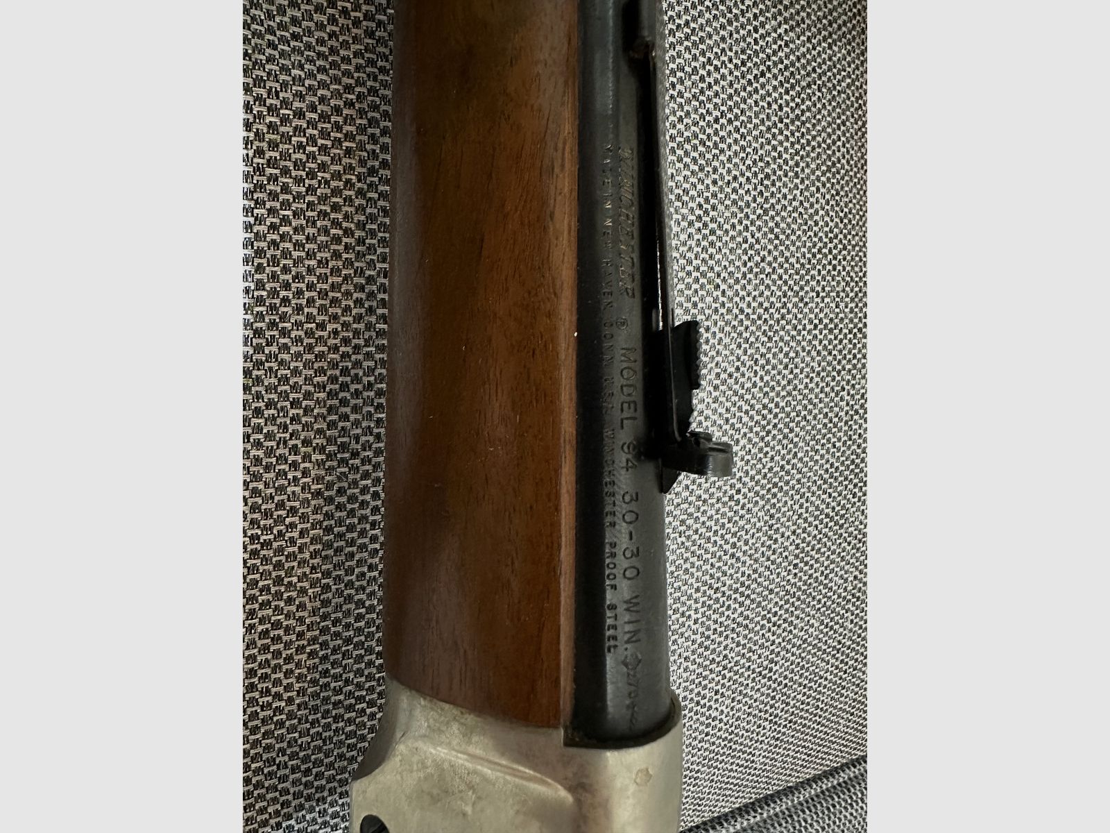 SONDERMODELL Winchester UHR Cowboy Commemorative 1894 .30-30 Win