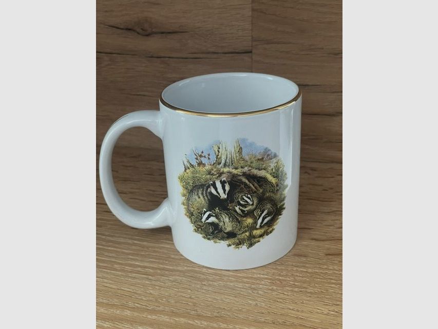 Taza de porcelana jabalí/tejón, imagen 2 de 2