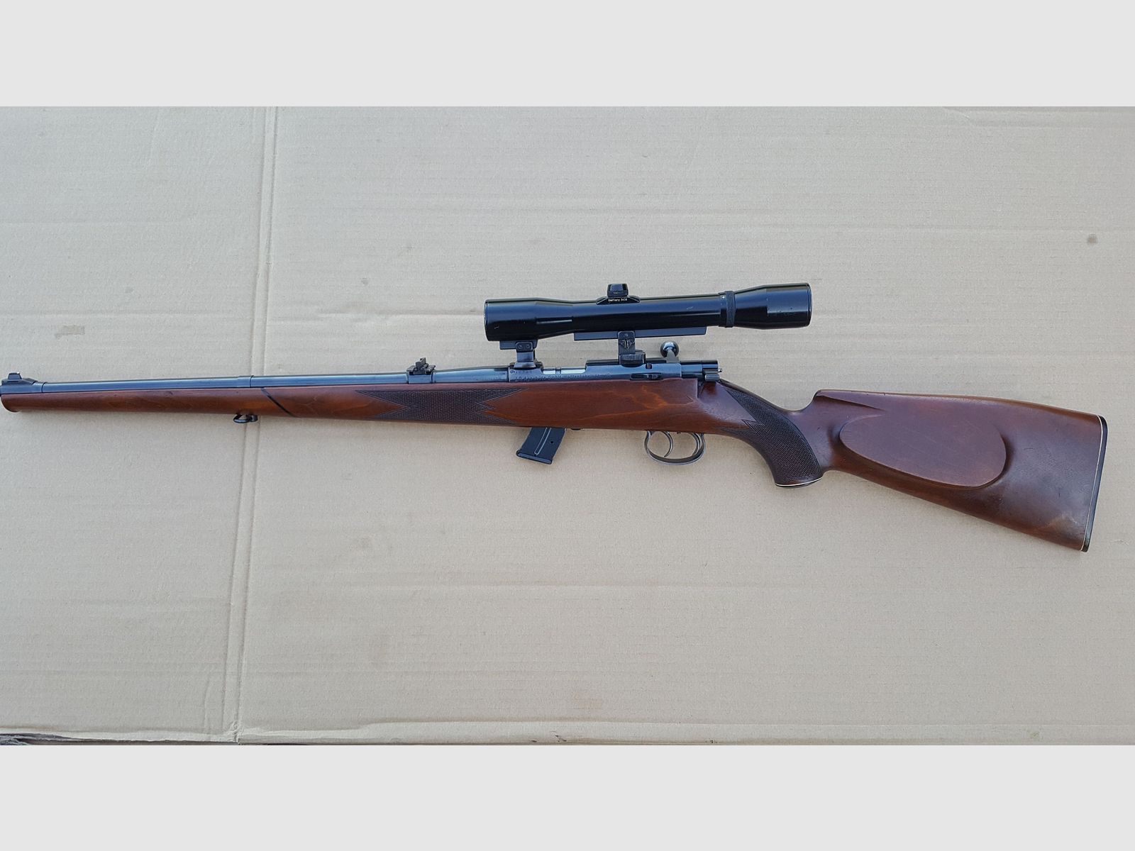 Rep. Büchse Anschütz Mod. 1418 D/St  (Stutzen) Cal.  .22LR