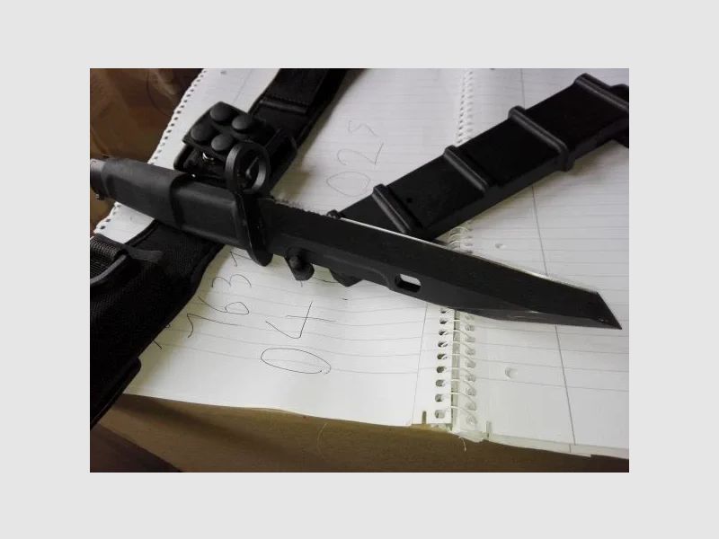 ¡Venta de emergencia! Extrema Ratio Fulcrum cuchillo de campo/bayoneta con funda compatible con MOLLE